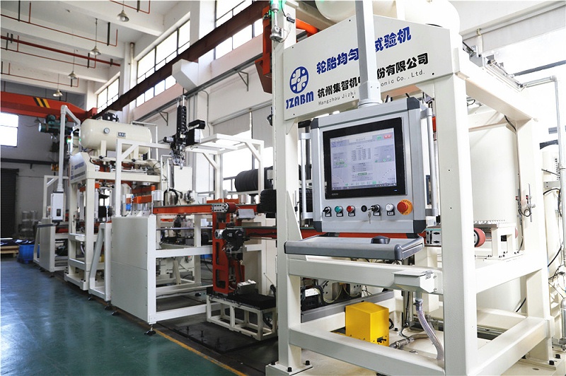 全自動(dòng)輪胎均勻性檢測機(jī)